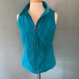 Antigua stitched women's turquoise vest
